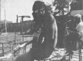 1a.jpg (12052 bytes)