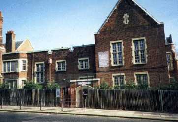 islamia.jpg (14898 bytes)