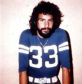 #cat5b.jpg (16642 bytes)