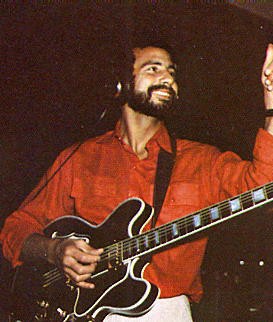 me7718.jpg (30516 bytes)