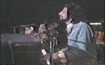 foreig4.jpg (25724 bytes)