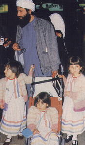 Ewpix2.jpg (12814 bytes)